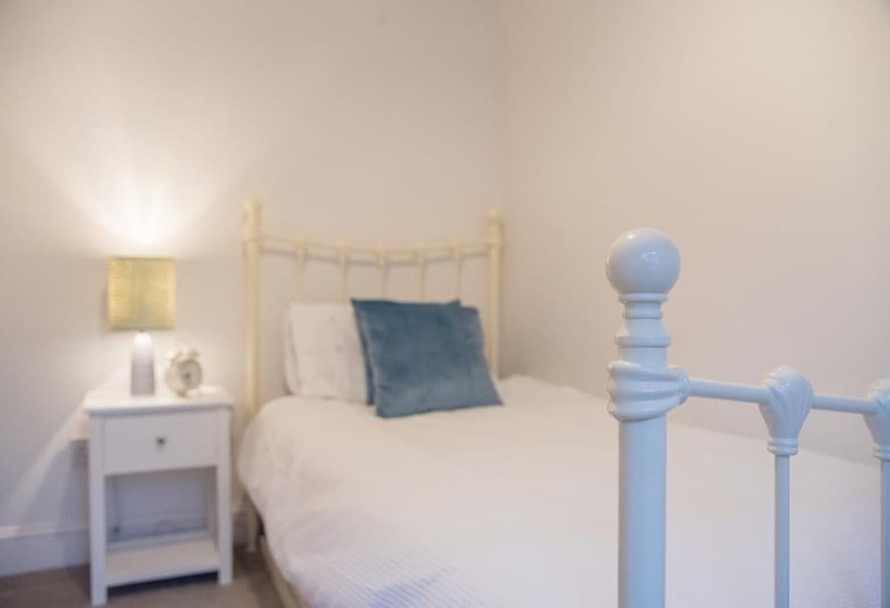 Railway Cottage, Aldeburgh