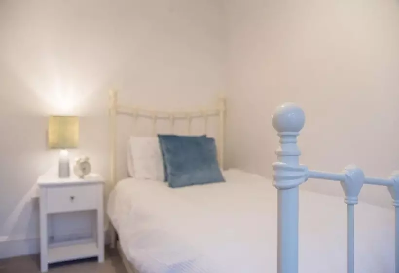 Railway Cottage, Aldeburgh