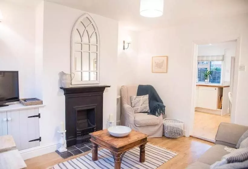 Railway Cottage, Aldeburgh