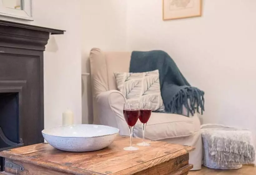 Railway Cottage, Aldeburgh