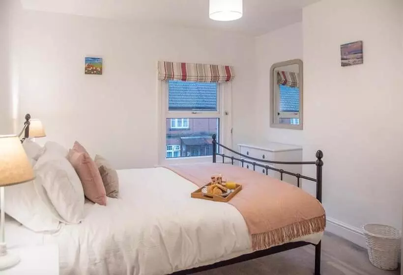 Railway Cottage, Aldeburgh