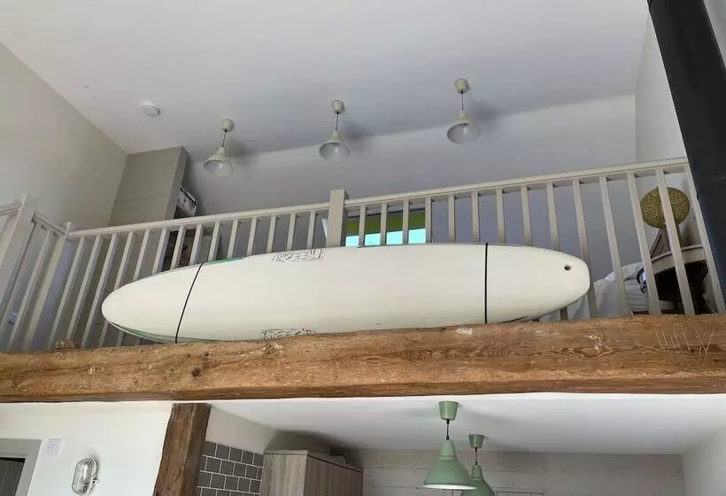 Surf Shack, 1 Bed Cottage, Sleeps 2, Pet Friendly
