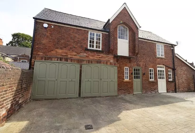 The Olde Coach House