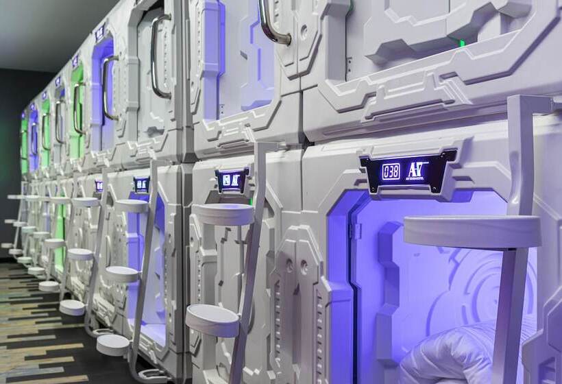 Art Seven Hostel Capsules