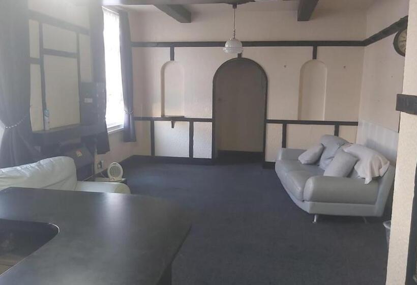 مبيت وإفطار Tudor Lodge Redcar Beach