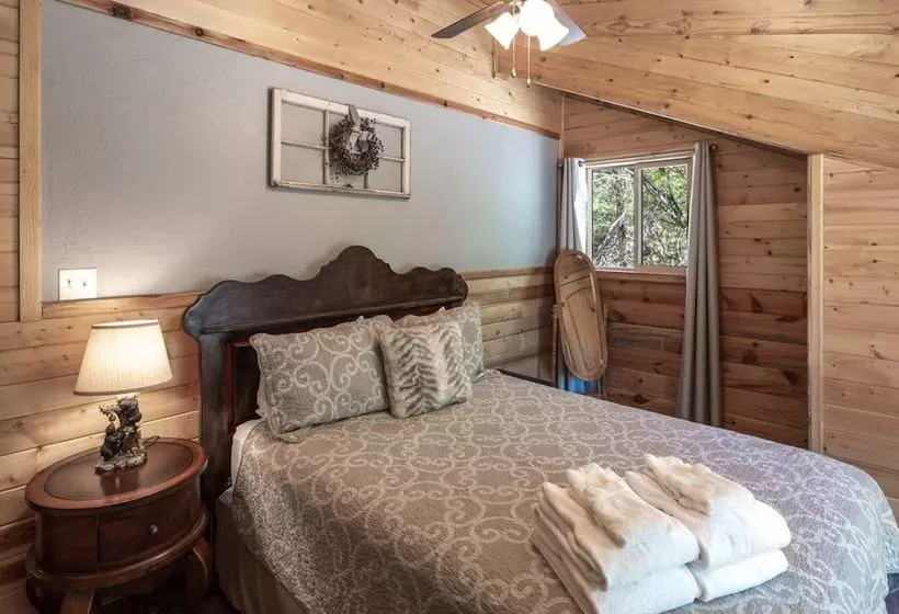 Clearwater Cabin