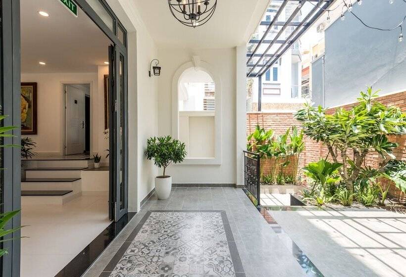 Cozrum Homes The Gallery Residence