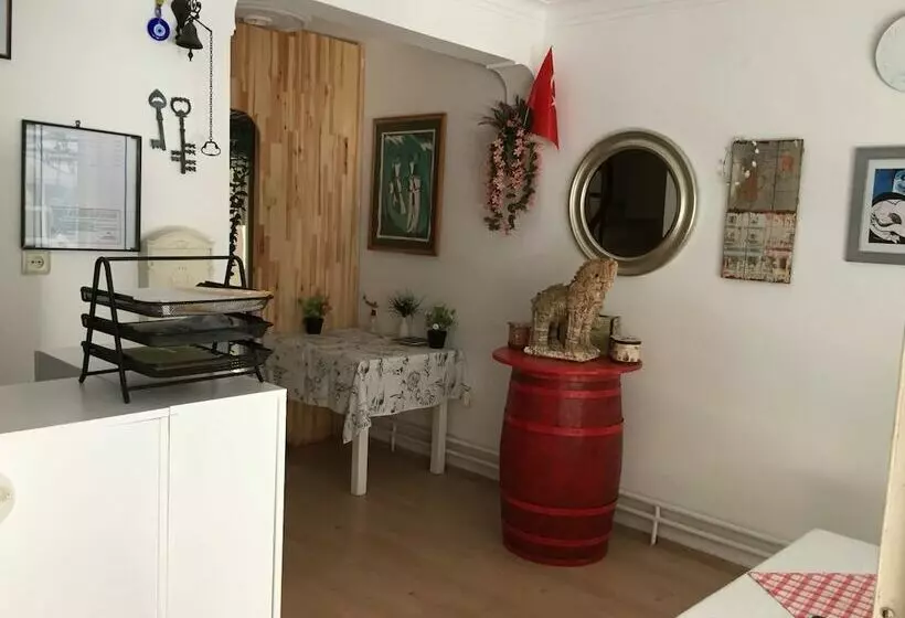 هتل Dionysos