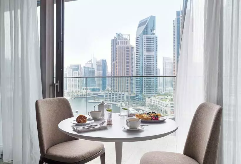 هتل Jumeirah Living Marina Gate Dubai