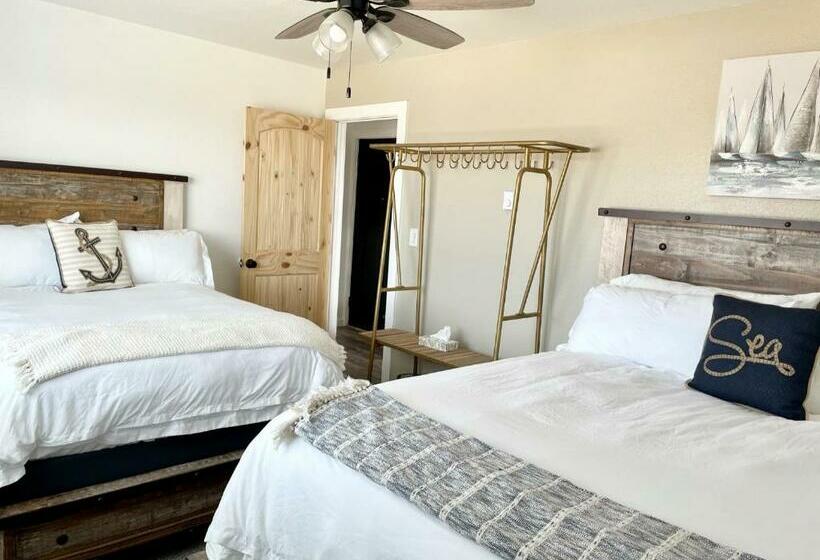 Hotelli Seafarer Suites