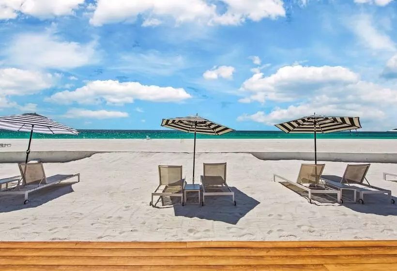 Hotelli Seaside At Anna Maria Island Inn