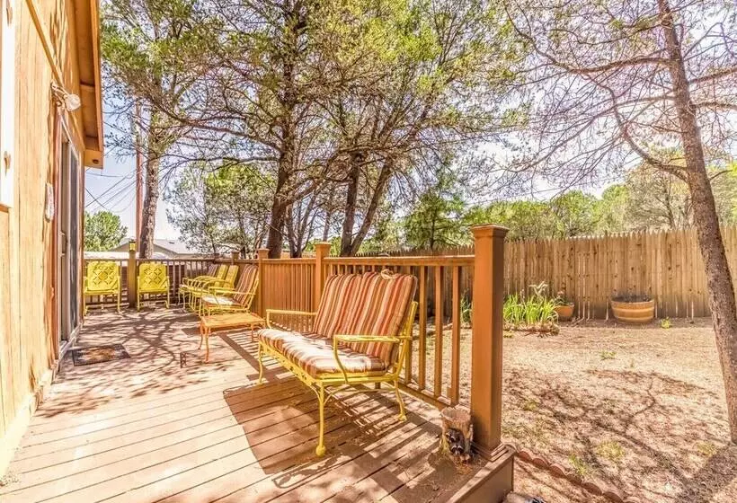 Mockingbird Cabin