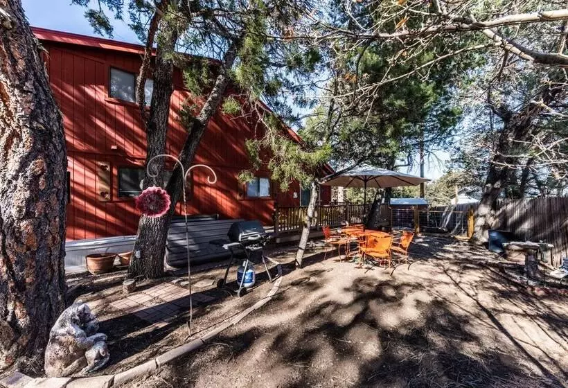 Mockingbird Cabin
