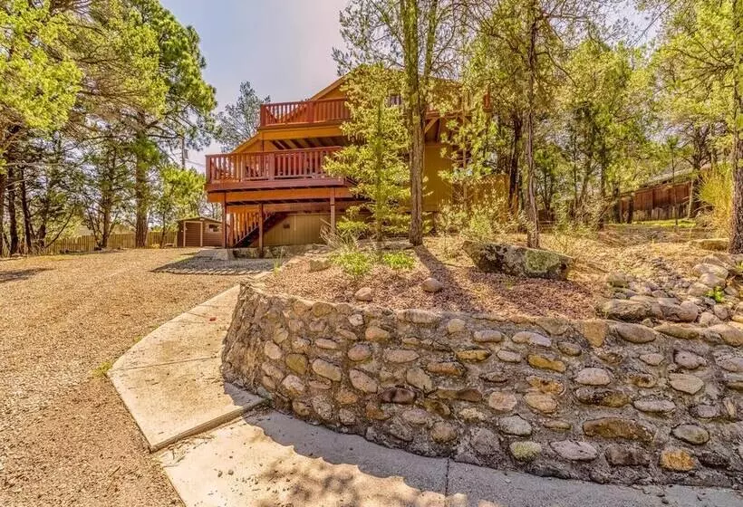 Mockingbird Cabin