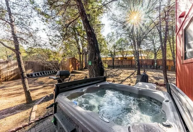 Mockingbird Cabin