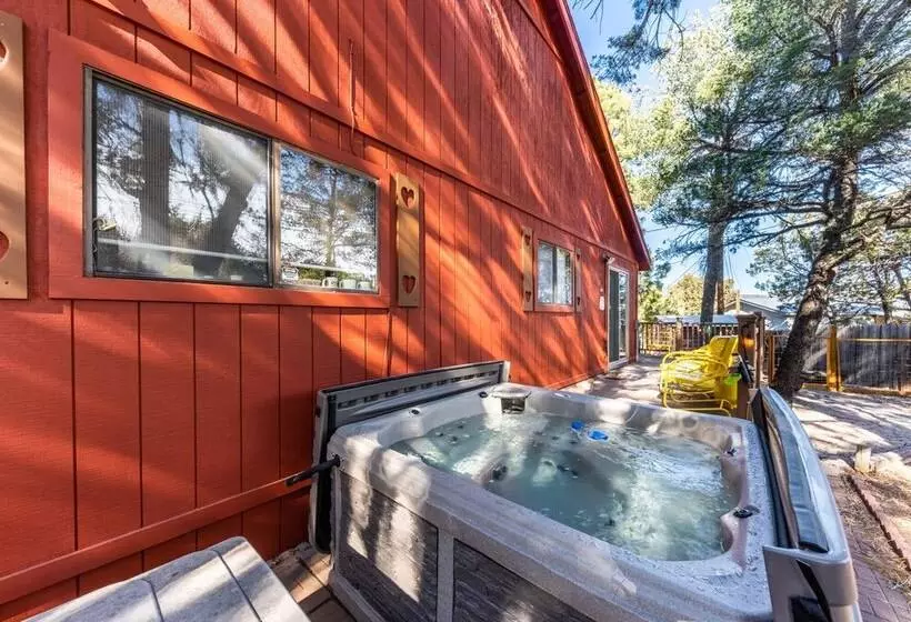Mockingbird Cabin