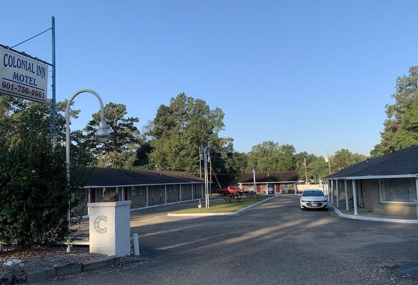 汽车旅馆  Colonial Inn