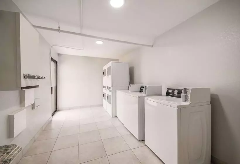 مُتل Studio 6 Laredo, Tx  North I35