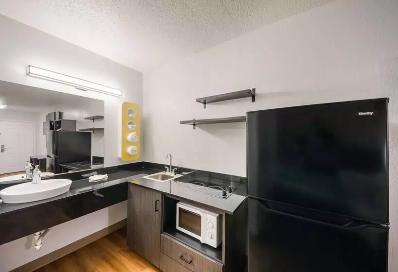 مُتل Studio 6 Laredo, Tx  North I35