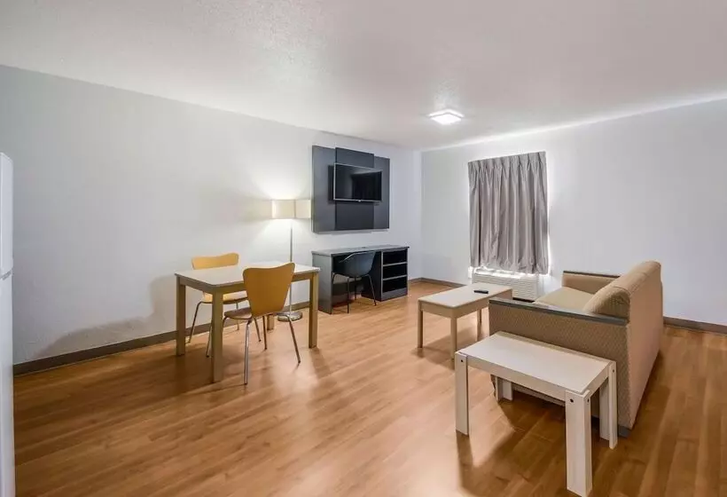 مُتل Studio 6 Laredo, Tx  North I35