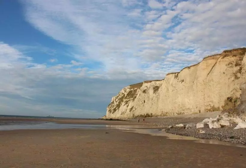 Majatalo Ferme Du Pre Vert   Chambres D Hôtes B&b