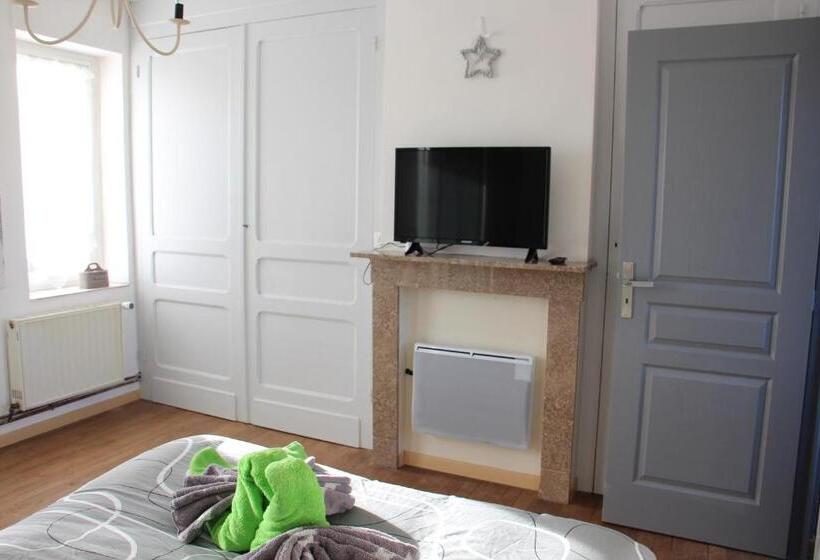 ペンション Ferme Du Pre Vert   Chambres D Hôtes B&b