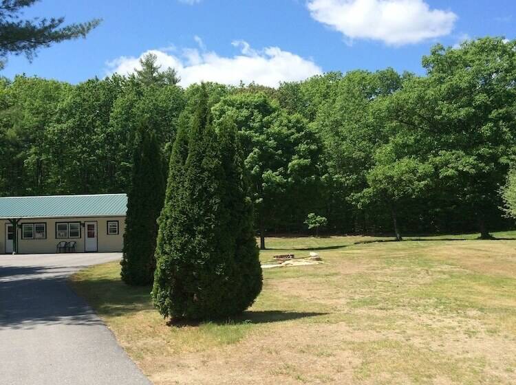 Perry S Motel And Cottages