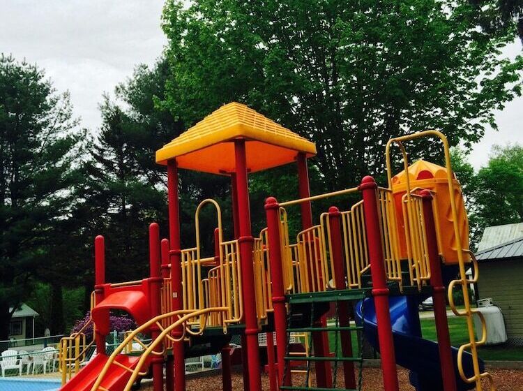 Perry S Motel And Cottages