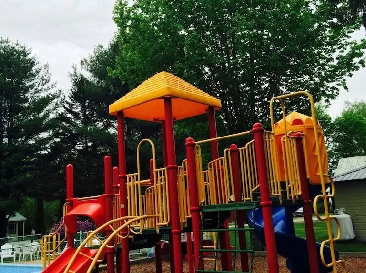 Perry S Motel And Cottages