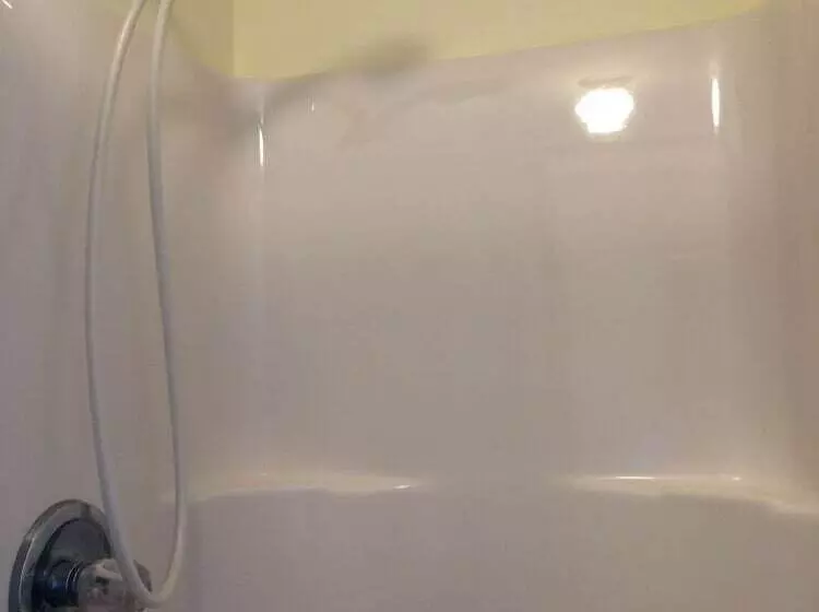 Perry S Motel And Cottages