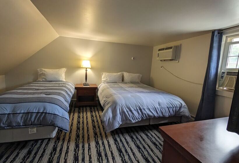 Perry S Motel And Cottages