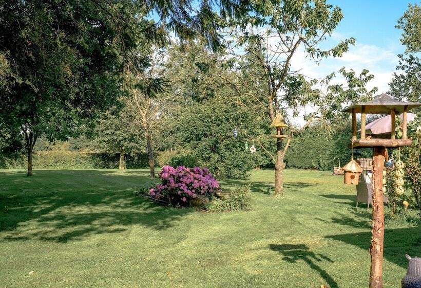 Saughall Mill Farm Cottage