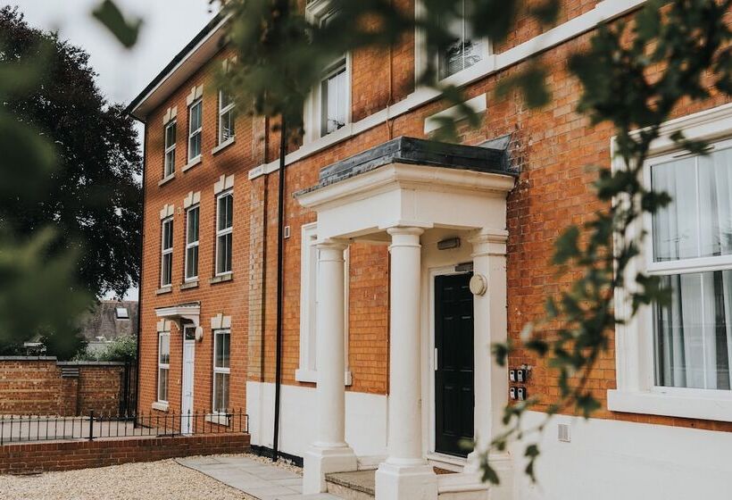 The Stay Company, Dalby House