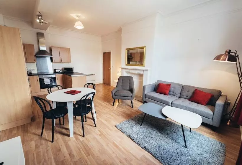 The Stay Company, Dalby House