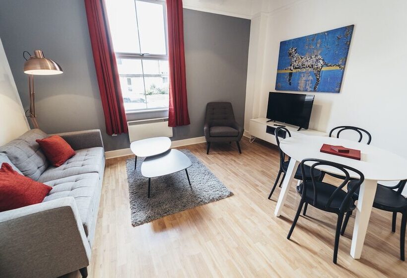 The Stay Company, Dalby House