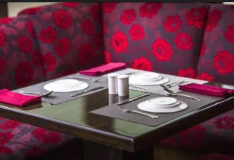 Отель Airport International Mumbai