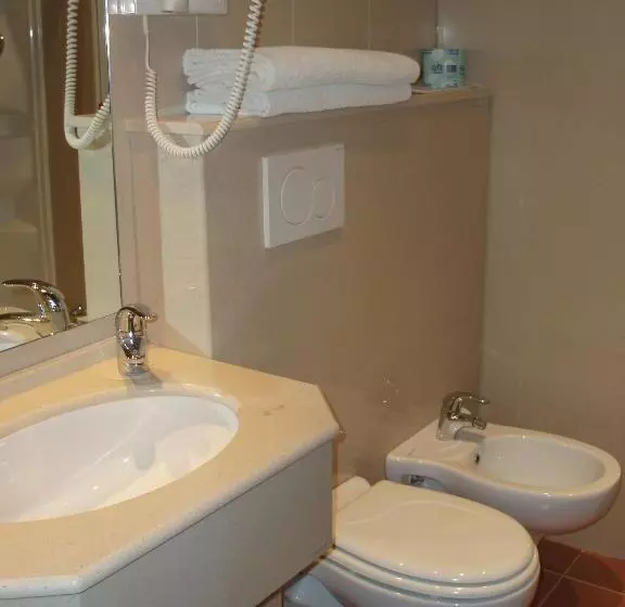 호텔 Albergo Il Cacciatore