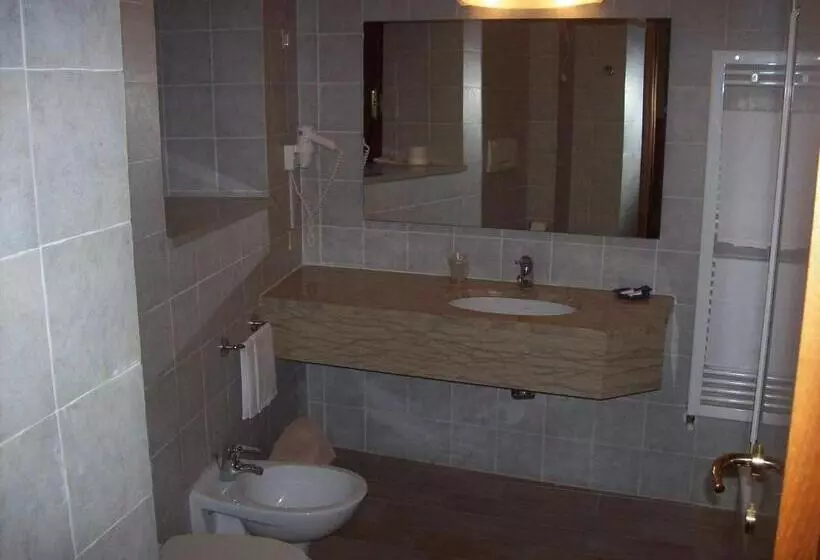 호텔 Albergo Il Cacciatore