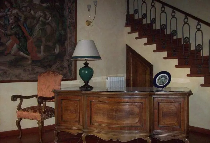 호텔 Albergo Il Cacciatore