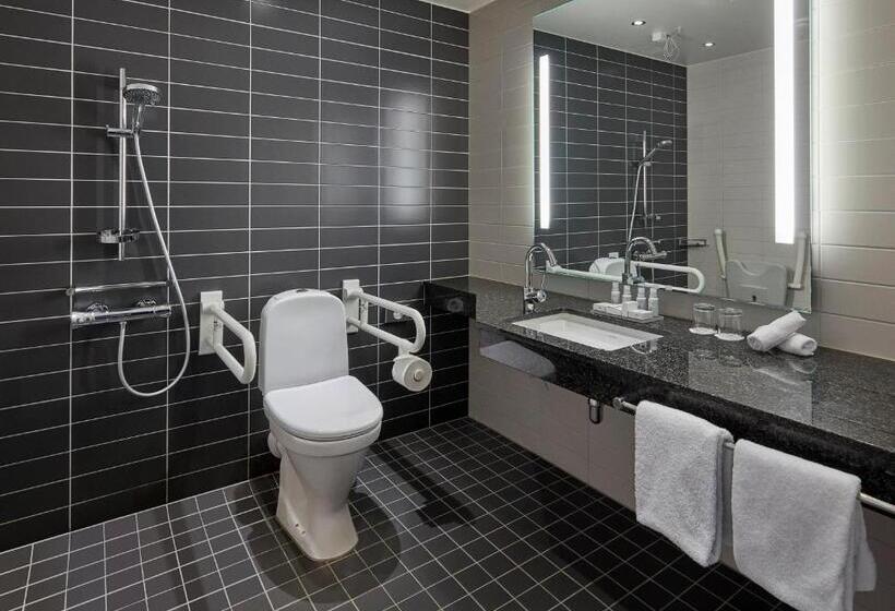 فندق Crowne Plaza Copenhagen Towers, An Ihg