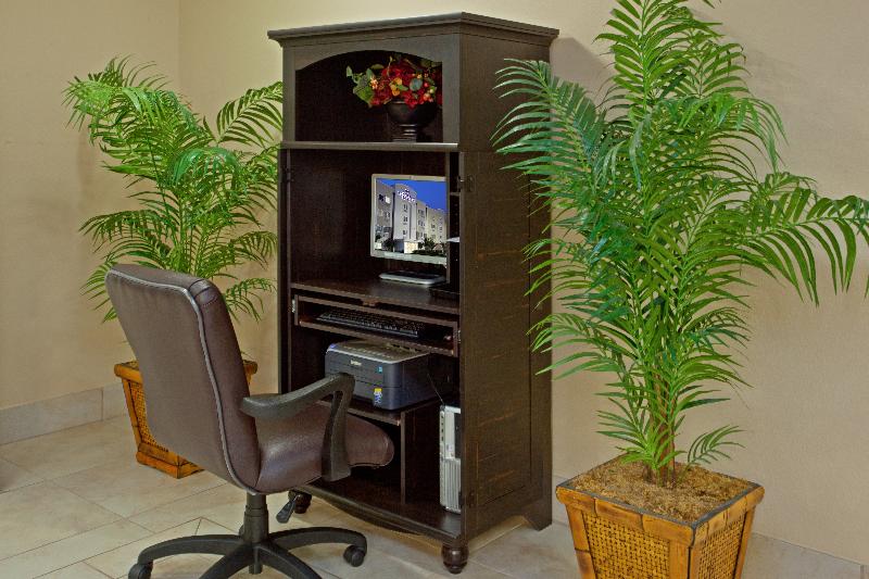 בית מלון כפרי Extended Stay America Suites  Houston  Katy  I10