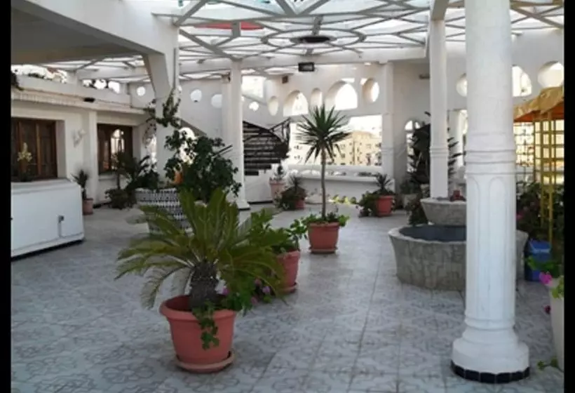 هتل Houna El Ferdaous