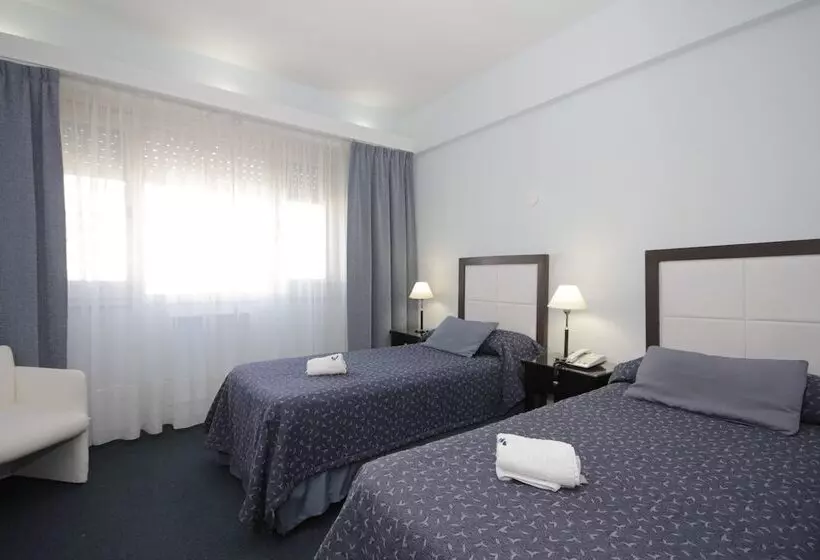 ホテル Libertador De Pinamar