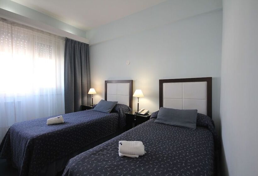 هتل Libertador De Pinamar