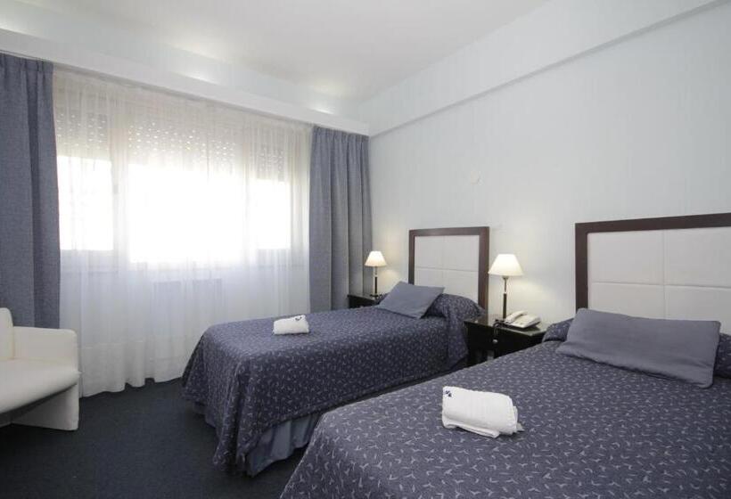 هتل Libertador De Pinamar