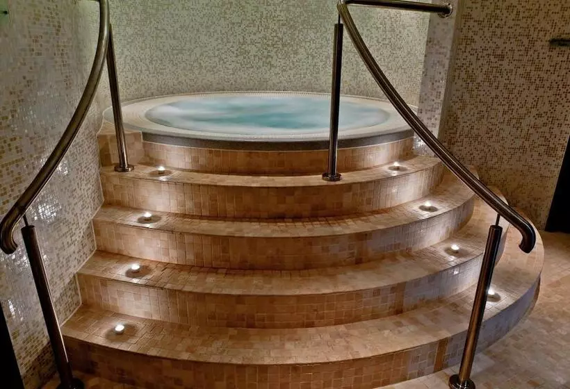 Loughrea Hotel & Spa