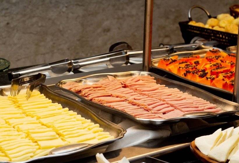 酒店 Nacional Inn Araxa Previdencia