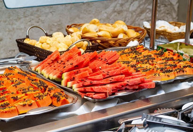 酒店 Nacional Inn Araxa Previdencia