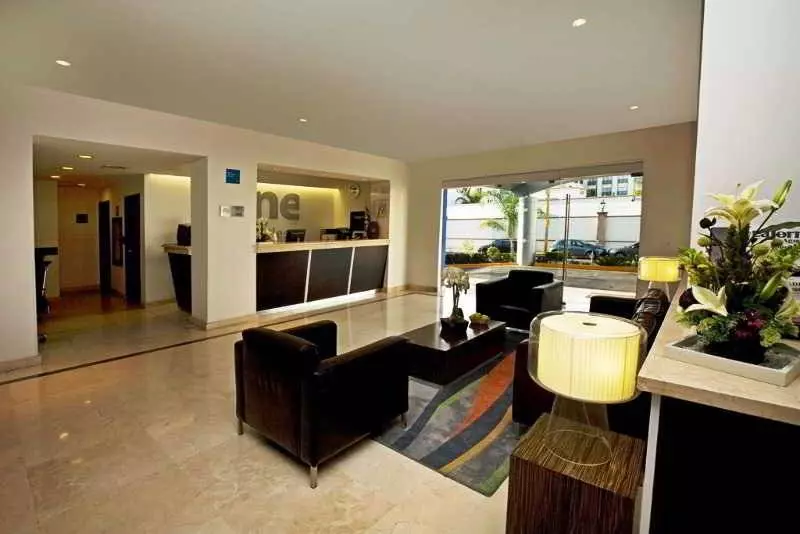 هتل One Aguascalientes San Marcos