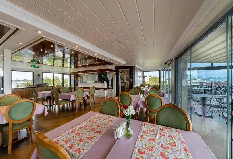 Rast Hotel Sultanahmet